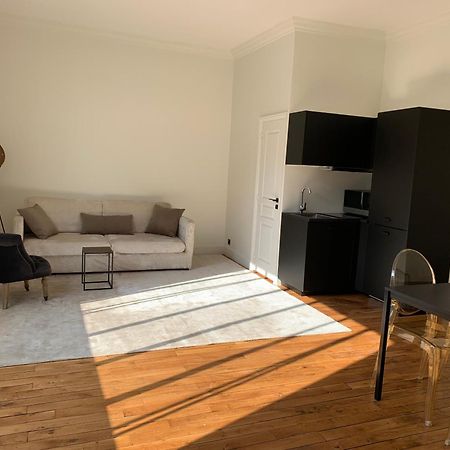 Superbe Appartement Tour Eiffel Париж Экстерьер фото